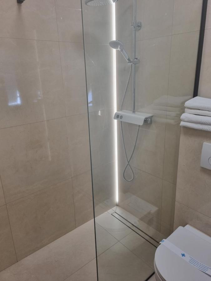 Rooms & Apartments Toni 스토브레츠 외부 사진